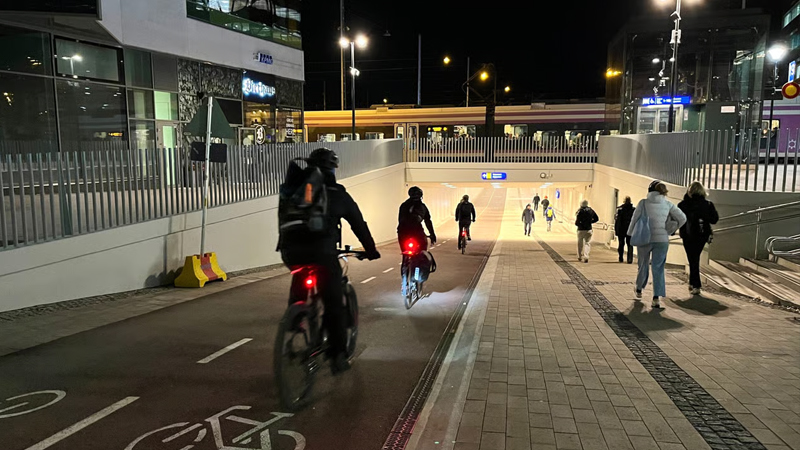 Helsinkidə bir il ərzində ölümcül yol qəzası baş verməyib: Sirri nədir?