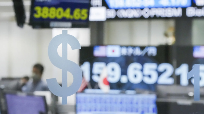 Trampın siyasəti dolları risk altında qoyur - 