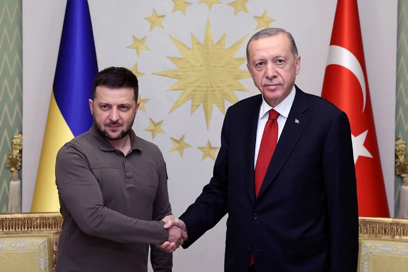 Zelenski Ərdoğanla Azərbaycan səfirliyinin binasının vurulmasını müzakirə etdi