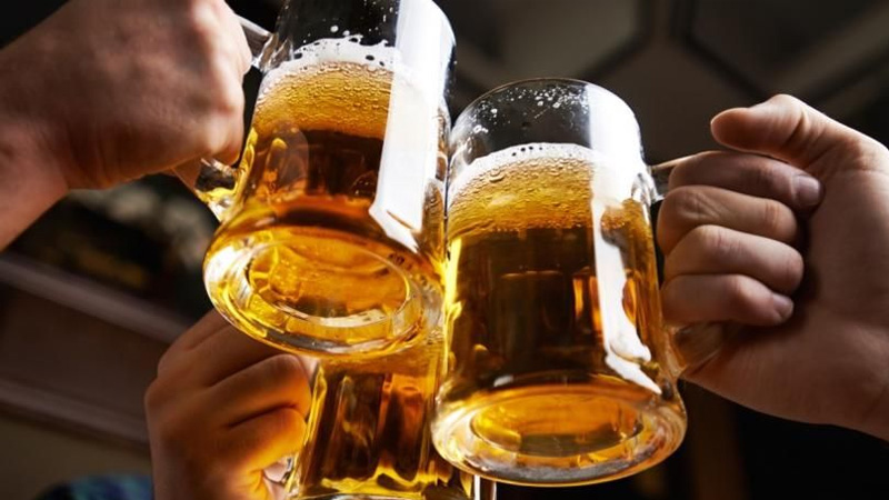 Almaniyanın pivə sanayesi iflasın astanasında - Səbəb nədir?
