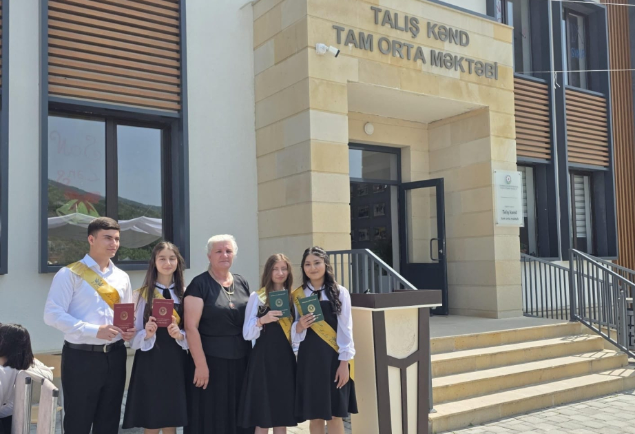 Daha bir kəndin bütün məzunları tələbə oldu