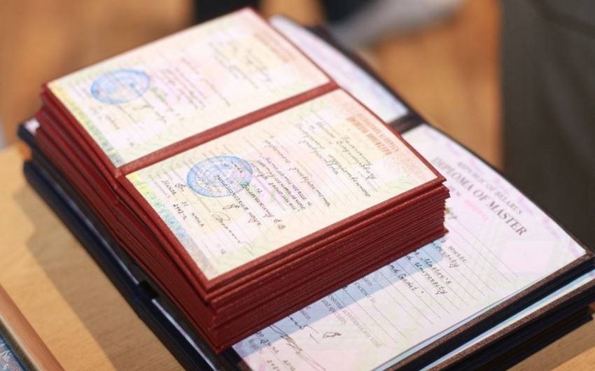 Türkiyə universitetlərindən alınan diplomlar hansı halda tanınmır?