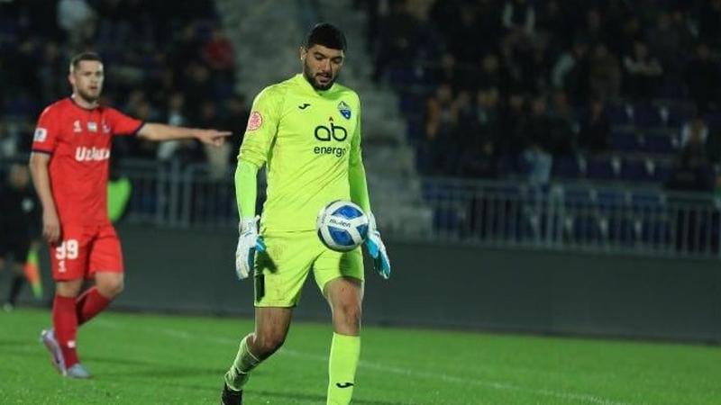 Azərbaycanlı qapıçı Albaniya klubuna transfer olundu (FOTO)
