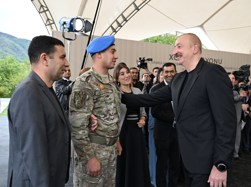 Prezident Badara, Daşbulaq, Seyidbəyli və Şuşakənd kəndlərinin sakinləri ilə görüşdü (YENİLƏNİB)