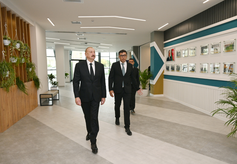 Prezident Gəncə şəhər stadionunun açılışında iştirak etdi (YENİLƏNİB)