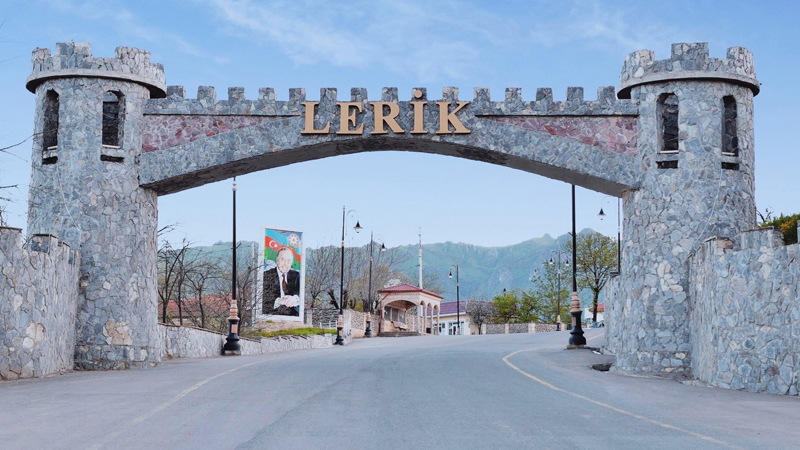 Lerikdə 400 minlik təmir - Layihəni vergi borcu olan şirkət icra edəcək