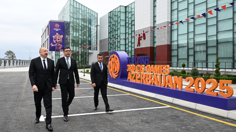 Prezident Gəncə şəhər stadionunun açılışında iştirak etdi (YENİLƏNİB)