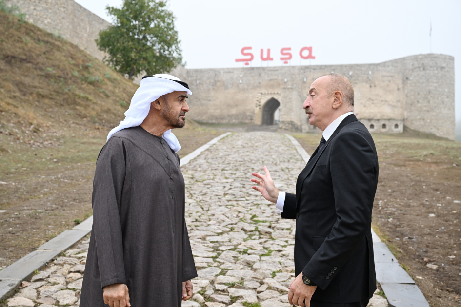 Prezidentlər Cıdır düzündə Qarabağ atlarının şousunu izlədi (YENİLƏNİB)