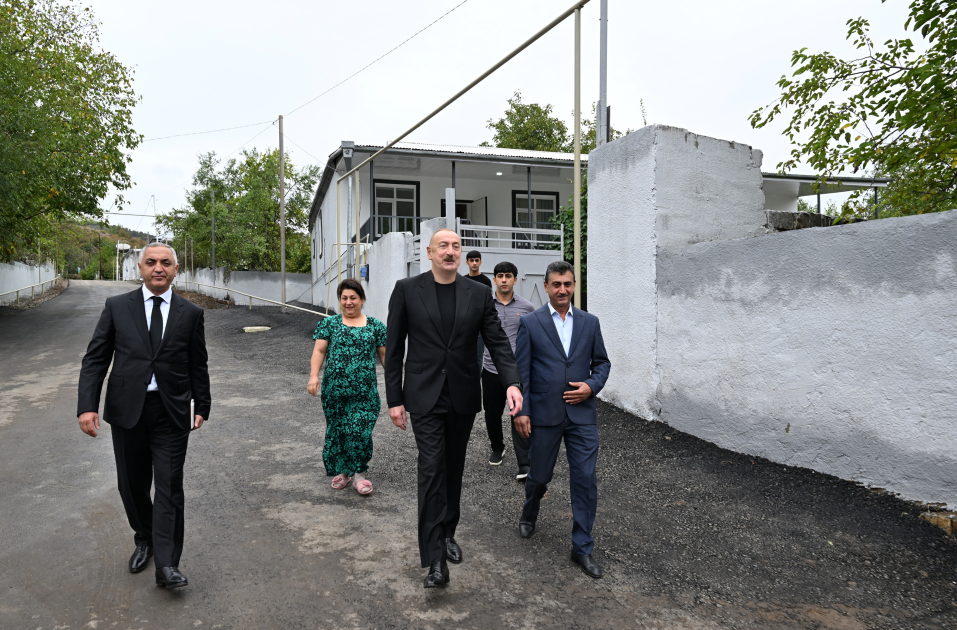 Prezident Badara, Daşbulaq, Seyidbəyli və Şuşakənd kəndlərinin sakinləri ilə görüşdü (YENİLƏNİB)