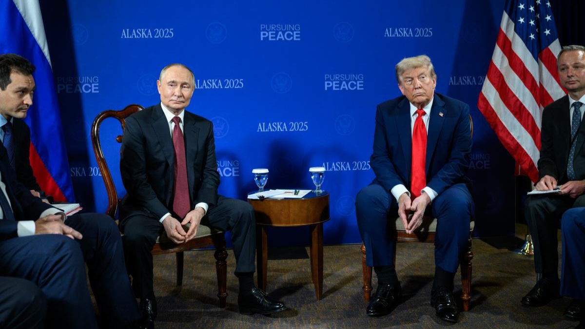 Trampın Putinlə münasibətləri səbəbindən ABŞ qlobal təsirini itirir - WSJ