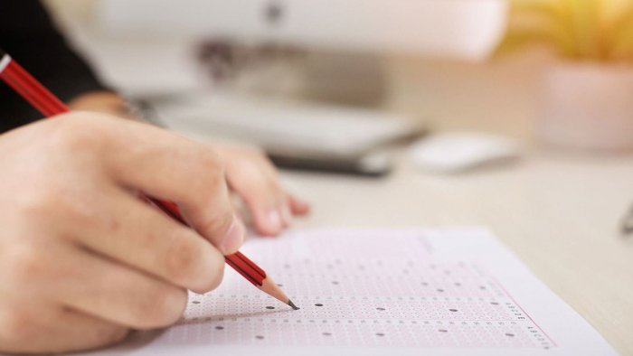Universitetlərə qeydiyyat bu gün başa çatır