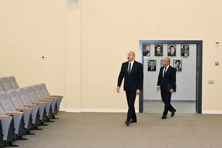 Prezident Səməd Vurğun adına Yaradıcılıq Evinin açılışında (FOTO)