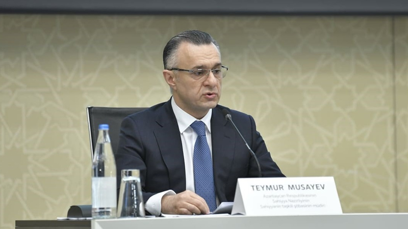 Nazir qalmaqallı prorektoru işdən çıxardı - Yerinə sabiq rəis gətirildi