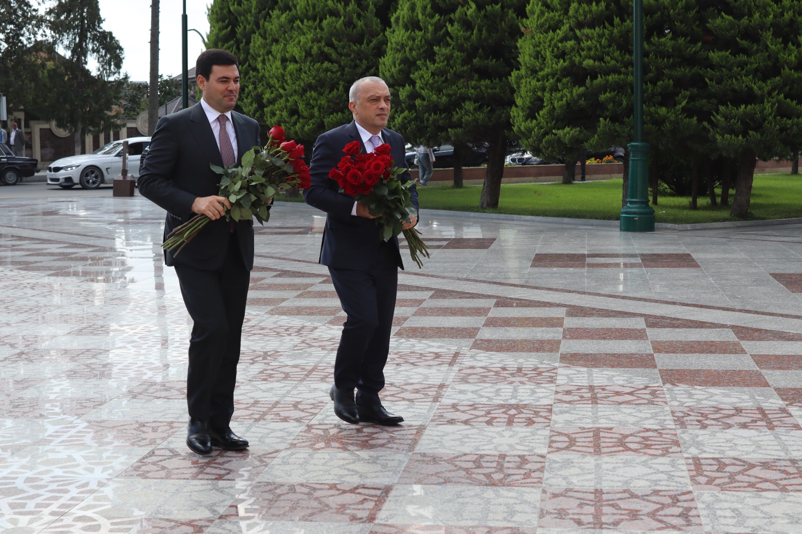 Zaur Mikayılov Xaçmazda vətəndaşlarla görüşdü (FOTO)