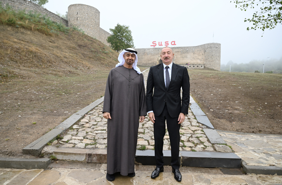 Prezidentlər Cıdır düzündə Qarabağ atlarının şousunu izlədi (YENİLƏNİB)