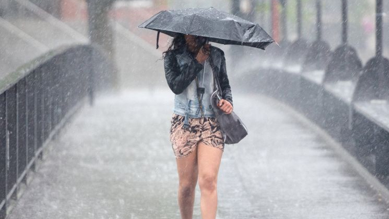 Temperatur 10 dərəcə enəcək, sulu qar yağacaq, dolu düşəcək