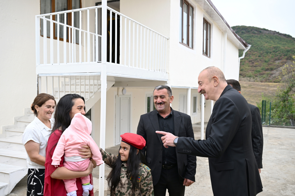 Prezident Badara, Daşbulaq, Seyidbəyli və Şuşakənd kəndlərinin sakinləri ilə görüşdü (YENİLƏNİB)
