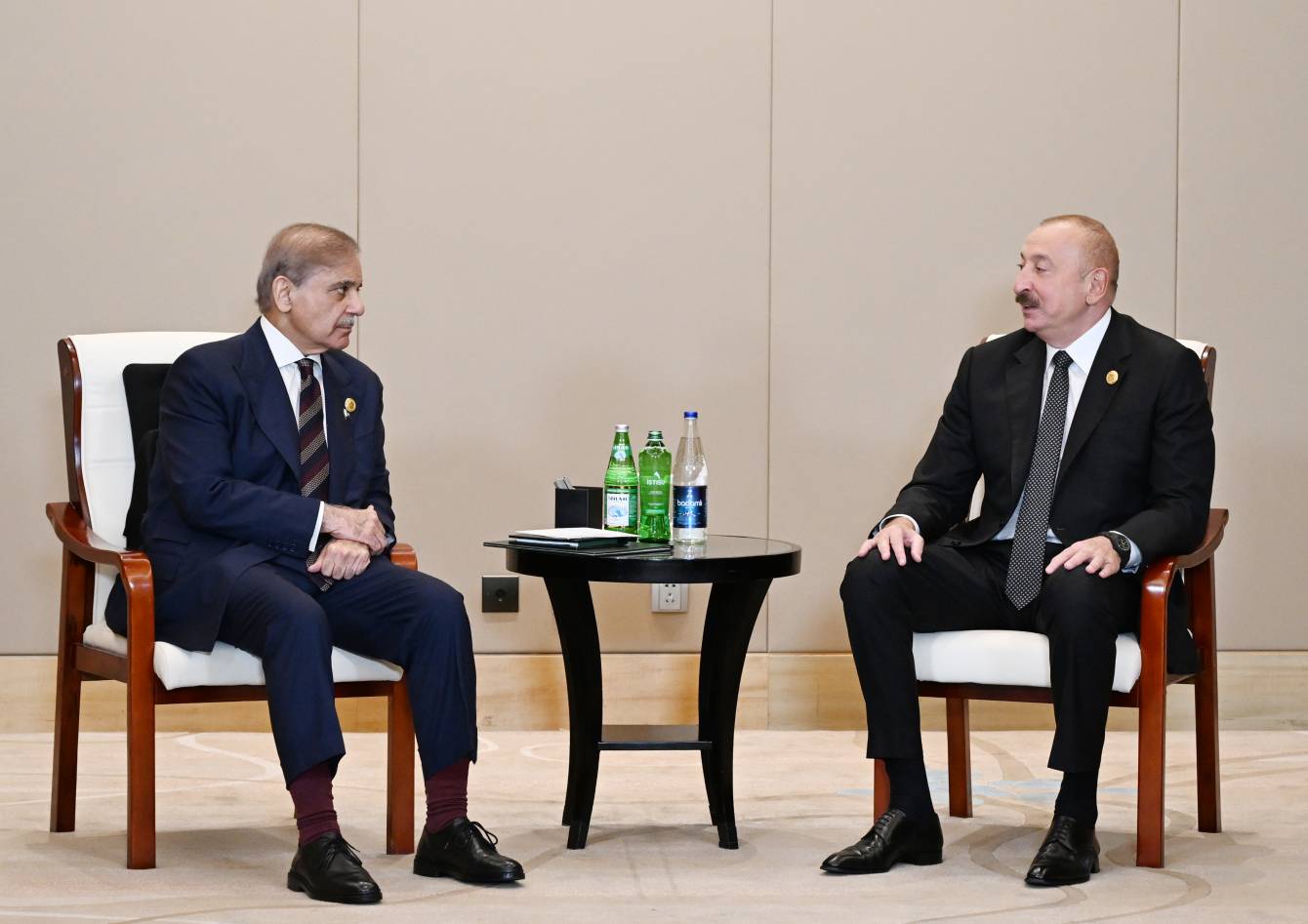 İlham Əliyev Çində görüşlər keçirir (YENİLƏNİB)