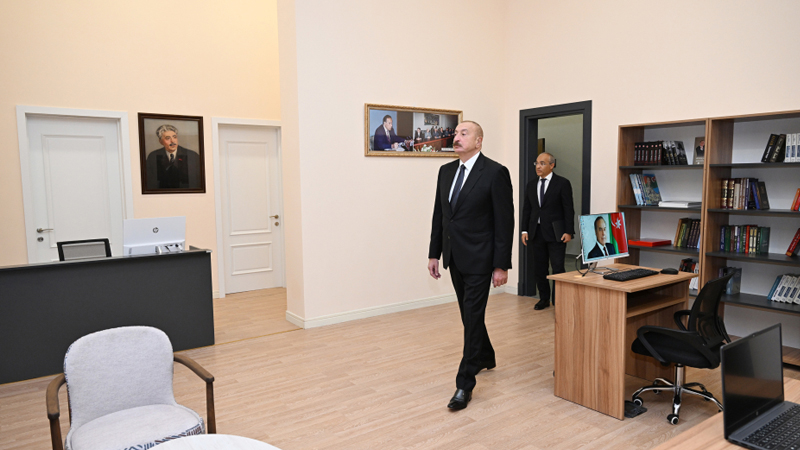 Prezident Səməd Vurğun adına Yaradıcılıq Evinin açılışında (FOTO)