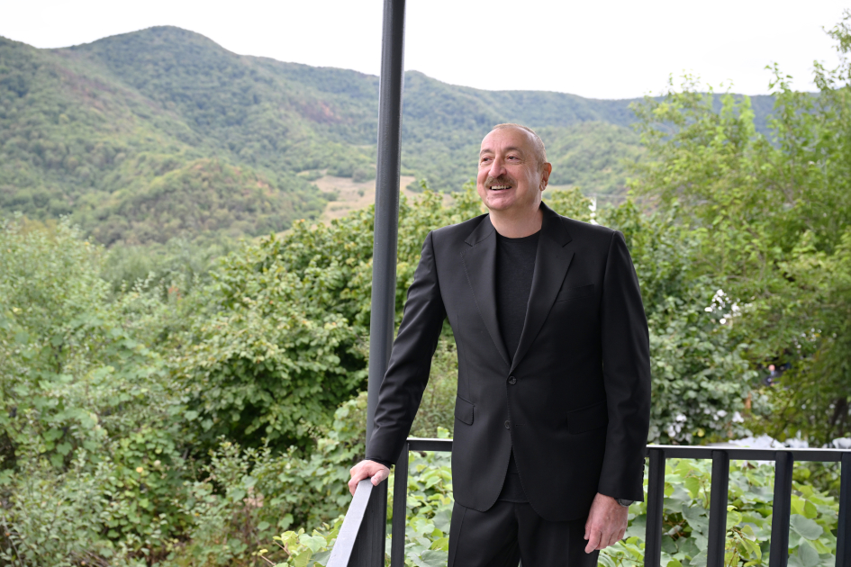 Prezident Badara, Daşbulaq, Seyidbəyli və Şuşakənd kəndlərinin sakinləri ilə görüşdü (YENİLƏNİB)