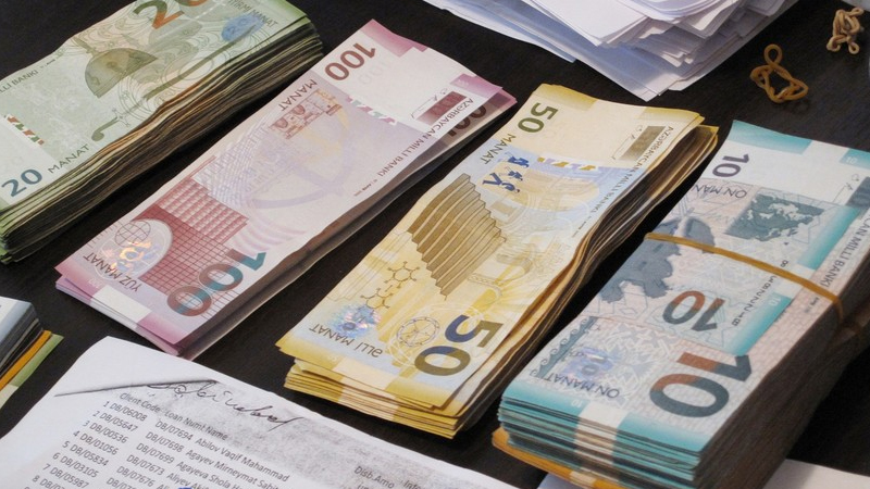 Vergi ödəyicilərinin büdcəyə borcu 3 milyard manatı keçdi