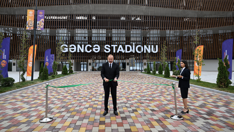 Prezident Gəncə şəhər stadionunun açılışında iştirak etdi (YENİLƏNİB)
