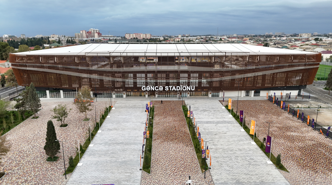 Prezident Gəncə şəhər stadionunun açılışında iştirak etdi (YENİLƏNİB)