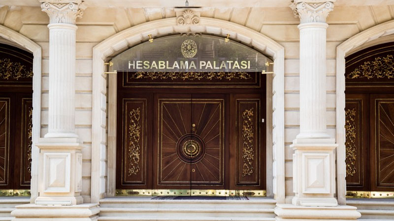 Artıq maaşlar, nasaz avadanlıqlar - Dövlət qurumunda nöqsanlar aşkarlandı