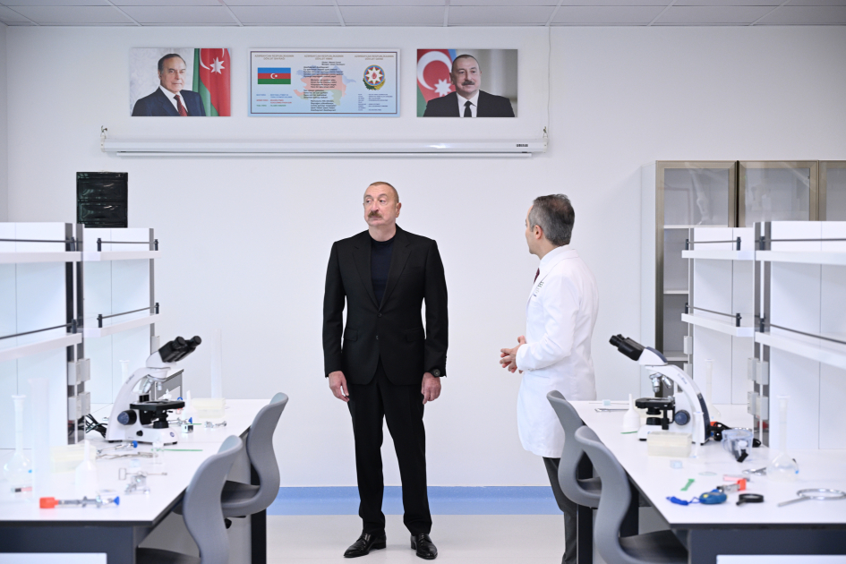 Prezident Qarabağ Universitetində açılışlar etdi (YENİLƏNİB)