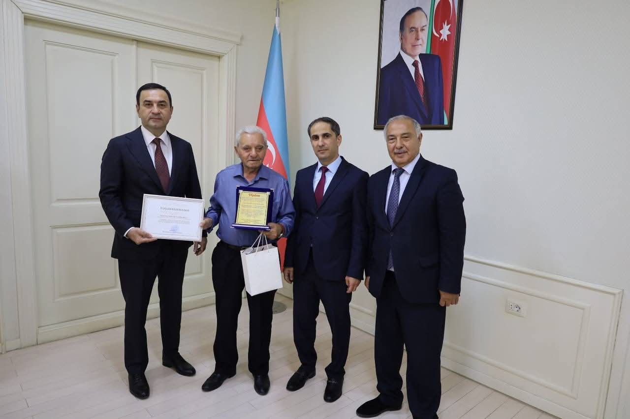 İsmayıllıda yüksək nəticə göstərmiş məzunlarla görüş keçirildi (FOTO)
