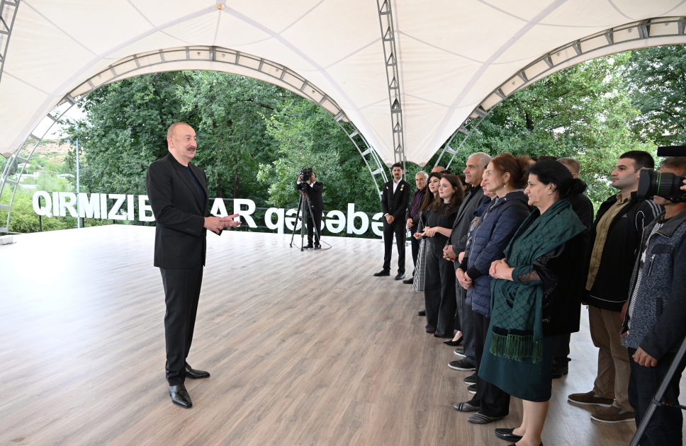 Prezident Qırmızı Bazar, Hadrut və Sos sakinləri ilə görüşdü (YENİLƏNİB)