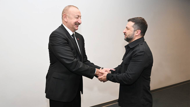 İlham Əliyev Kopenhagendə Zelenski ilə görüşdü (YENİLƏNİB)