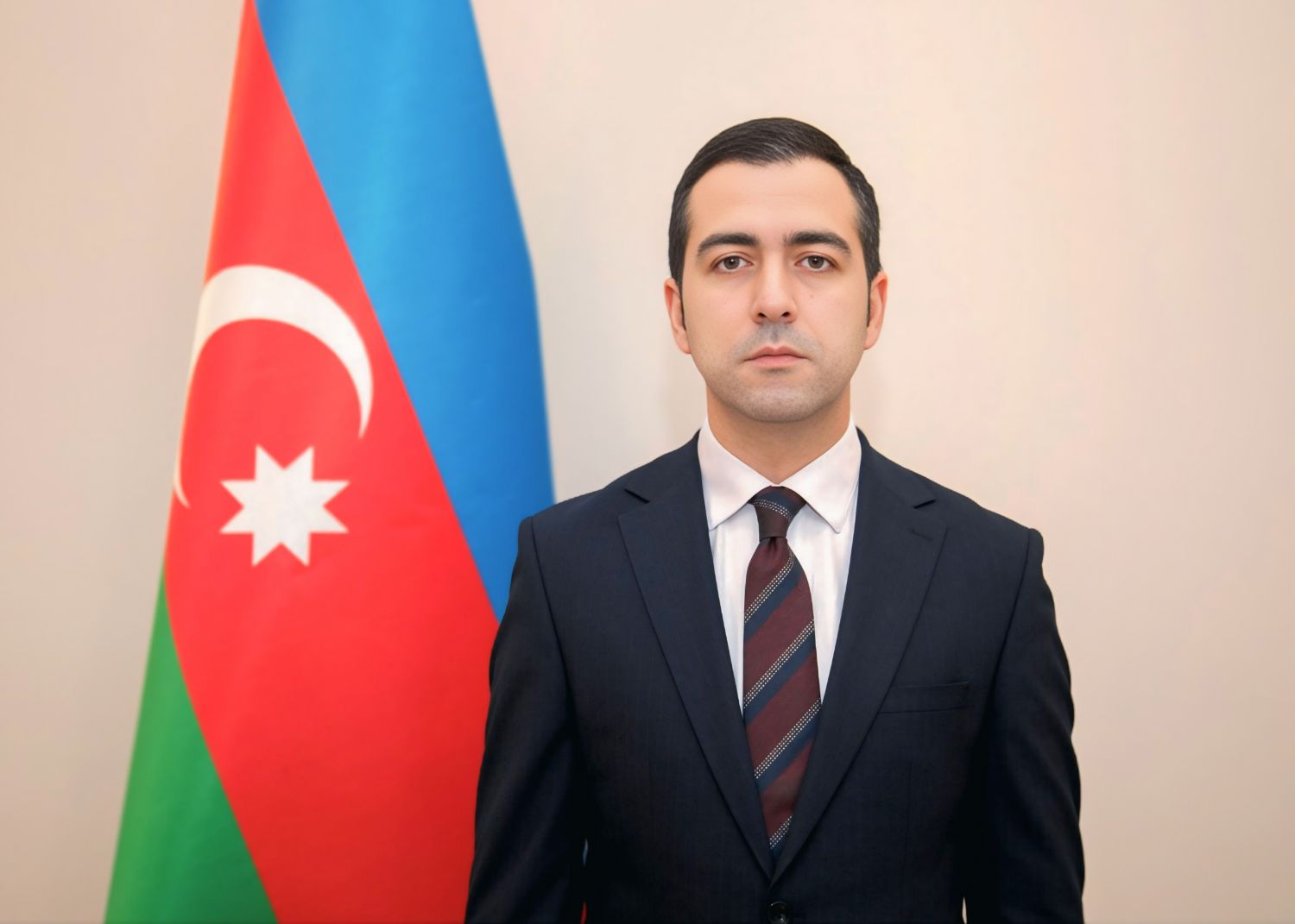 Sədr müavini işdən çıxarıldı - Yerinə "Azbadam"ın sabiq direktoru gətirildi Sədr müavini işdən çıxarıldı - Yerinə "Azbadam"ın sabiq direktoru gətirildi