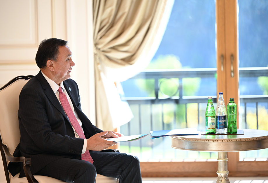 Prezident Qəbələdə qəbullar keçirdi (FOTO)
