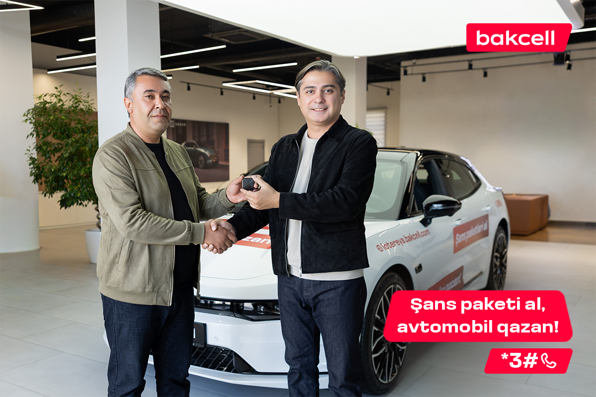 Meqa uduş! 4-cü qalib lüks avtomobil açarını təhvil aldı!