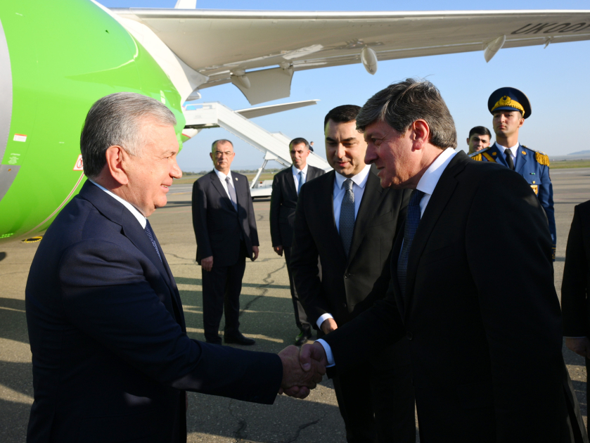 Şavkat Mirziyoyev Qəbələdə səfərdədir (FOTO) Şavkat Mirziyoyev Qəbələdə səfərdədir (FOTO)