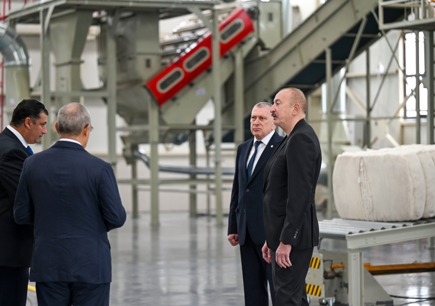 Prezident Cəbrayılda məscidin, ikinci və üçüncü yaşayış komplekslərinin təməlini qoydu (YENİLƏNİB)
