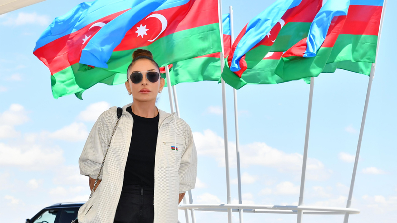 Mehriban Əliyeva: Azərbaycandakı sülh və əmin-amanlıq əbədi olsun!