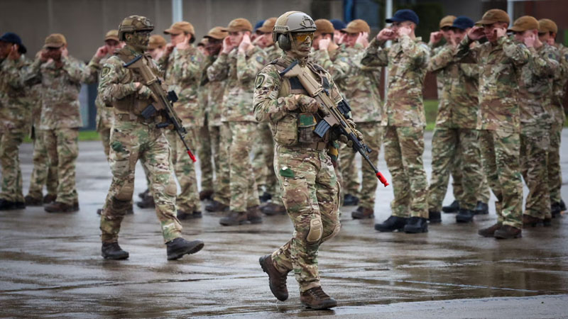 Belçikada mühüm hərbi baza üzərində çoxlu PUA göründü - Nazir danışdı