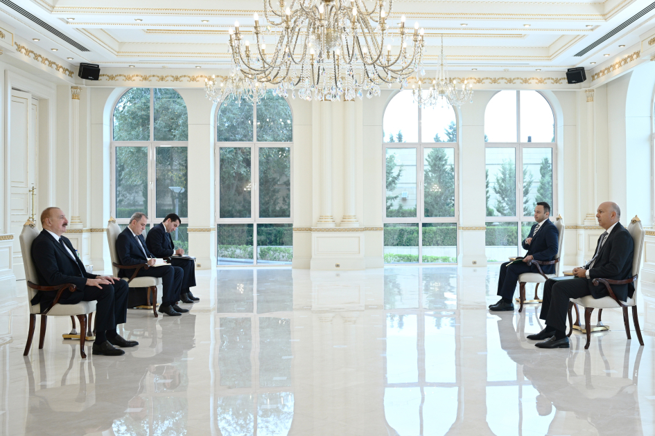 Prezident qəbullar keçirdi (YENİLƏNİB)