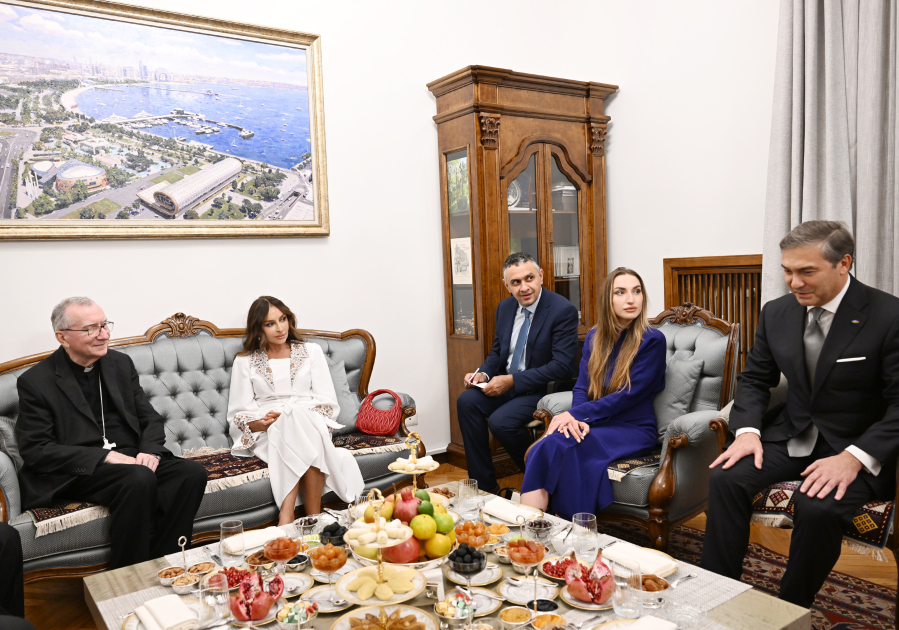 Mehriban Əliyeva Vatikandakı açılışda iştirak etdi (FOTO)