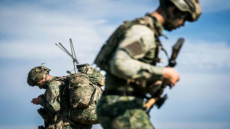Avropa müharibə vəziyyətində olmasından narahatdır, ABŞ isə hələ bunun fərqinə varmayıb - CNN