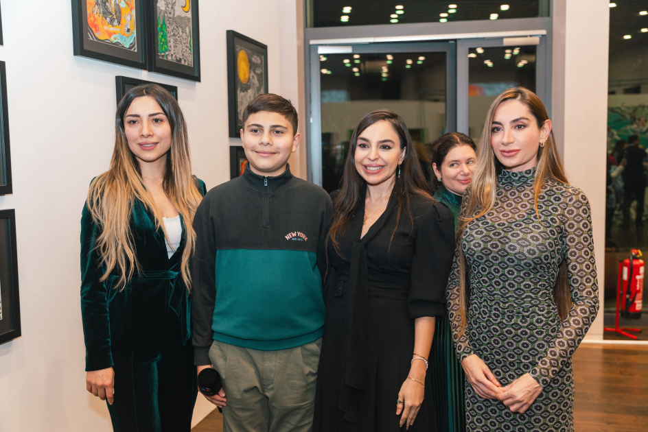 Leyla Əliyeva və Arzu Əliyeva Berlində MAMA 