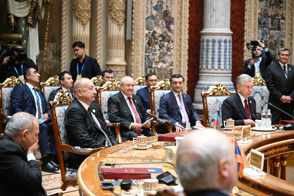 Prezident MDB Dövlət Başçıları Şurasının geniş tərkibdə iclasında iştirak etdi (YENİLƏNİB)