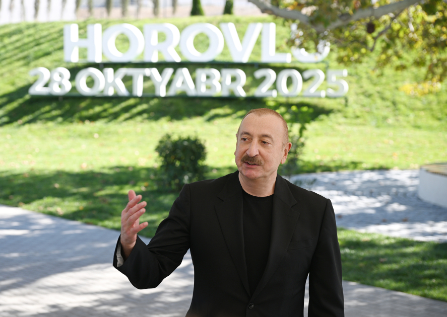 Prezident Cəbrayılda məscidin, ikinci və üçüncü yaşayış komplekslərinin təməlini qoydu (YENİLƏNİB)