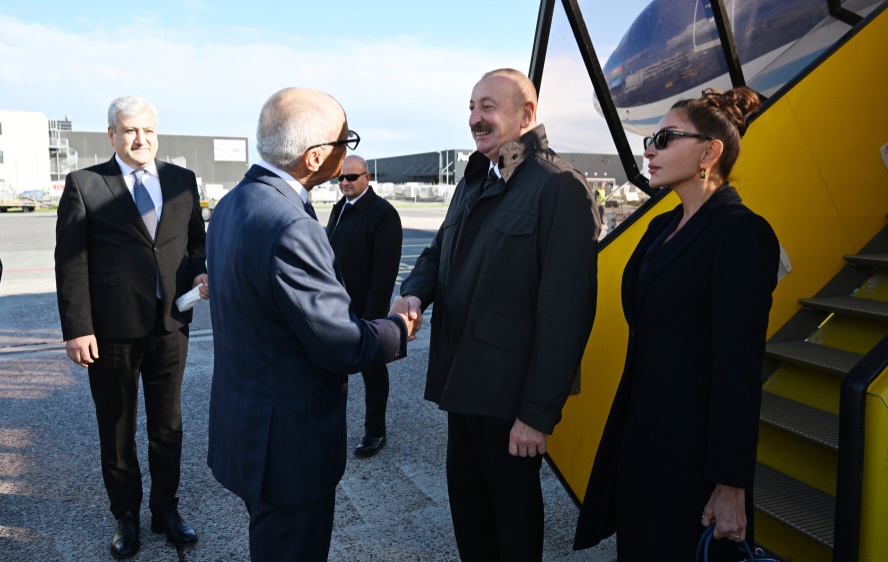 Prezident və birinci xanım Danimarkaya səfərə getdi (FOTO)
