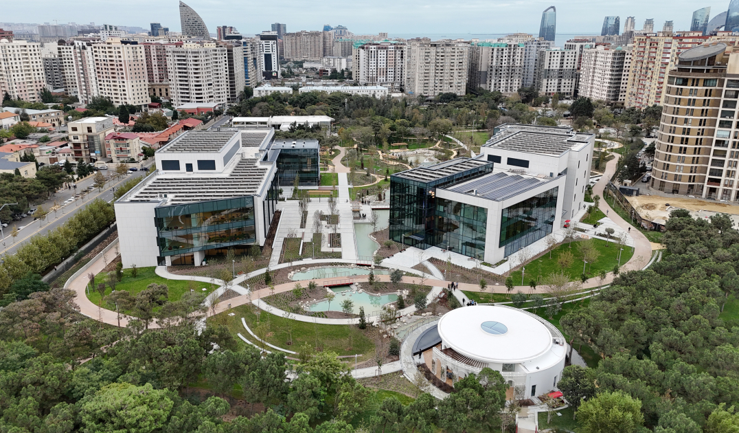 İtaliya-Azərbaycan Universitetinin ilk tədris korpuslarının açılışı oldu (FOTO)