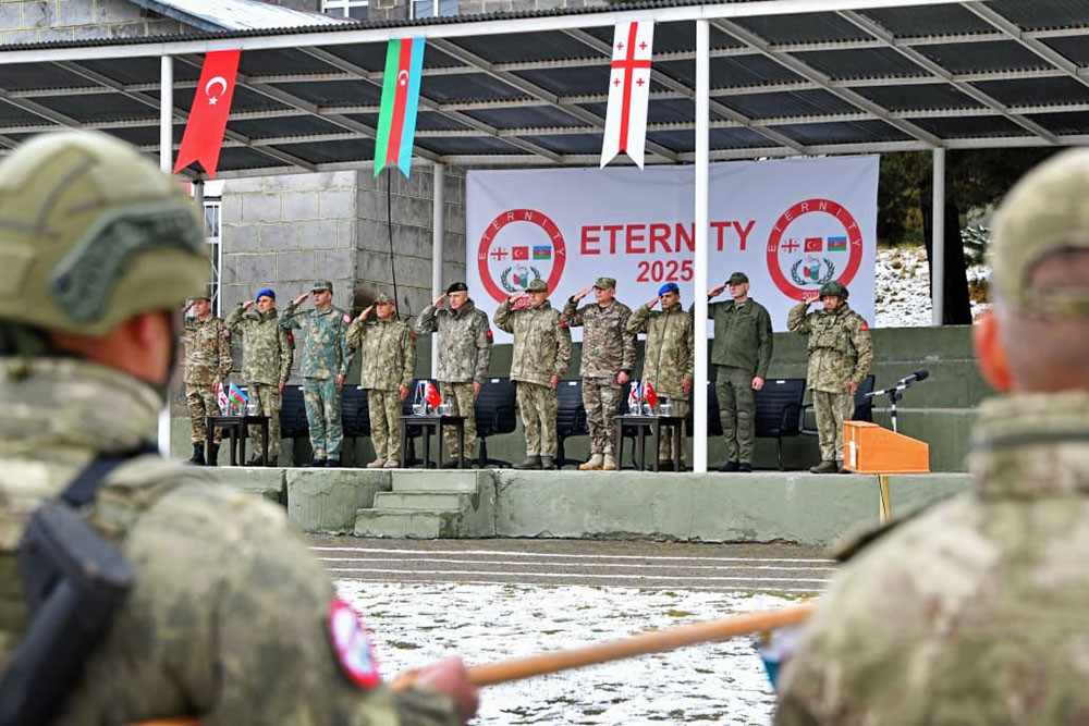 Azərbaycan hərbçiləri “Eternity-2025” təlimində iştirak edir (FOTO)