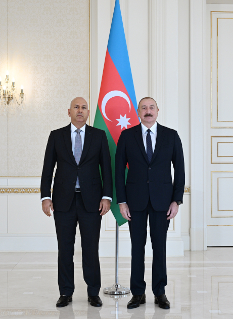 Prezident qəbullar keçirdi (YENİLƏNİB)