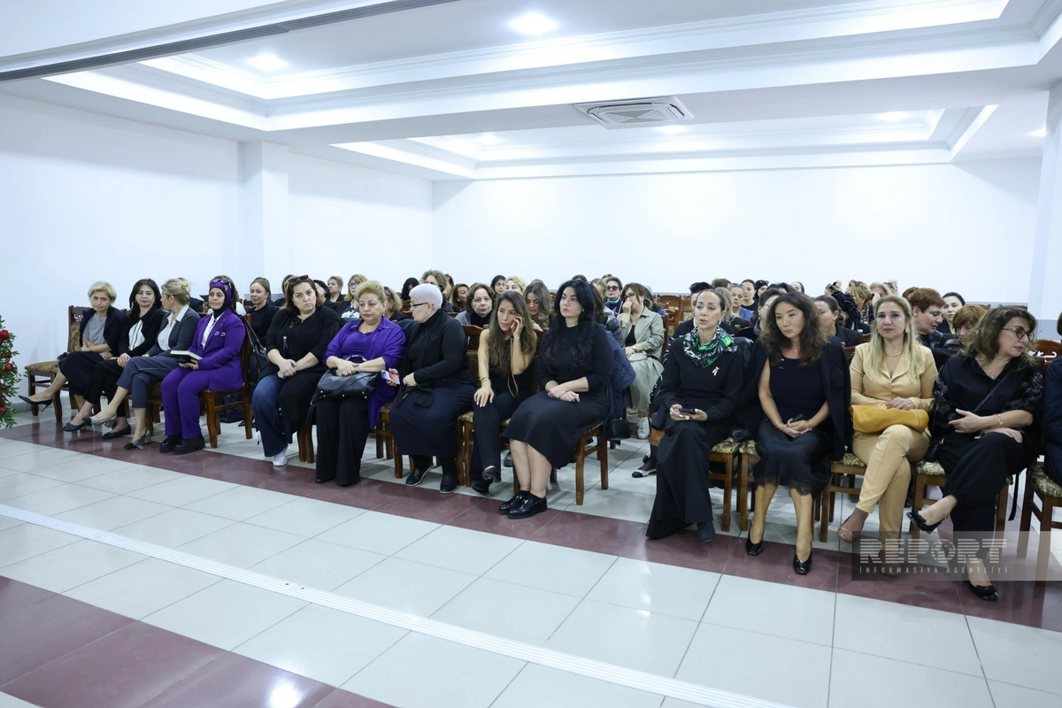 Əminə Yusifqızı dəfn olundu (FOTO)